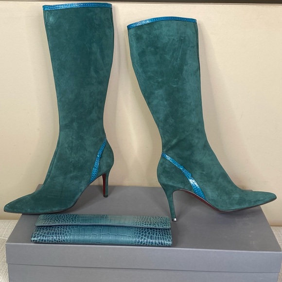 Ann Taylor Emerald Leather Suede Boots & Clutch - Picture 11 of 16